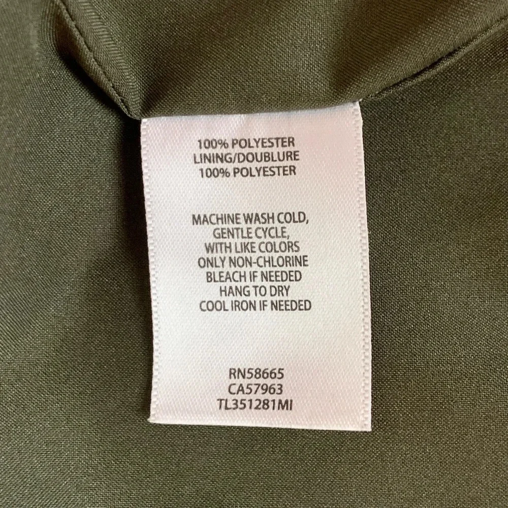Leith Women’s Olive Green Satin Sheen Luxe Bomber Jacket size M Casual